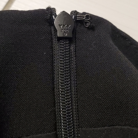 Theory Golda Black Pencil Skirt Slit Preppy Wool Office Classic Neutral Work 0 - Picture 12 of 14